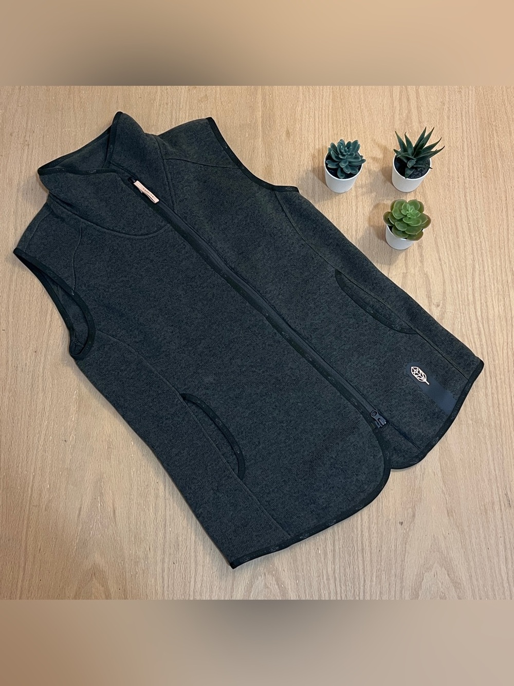 Indygena (Indyeva) Paleto Polartec Fleece Vest in Olive Green